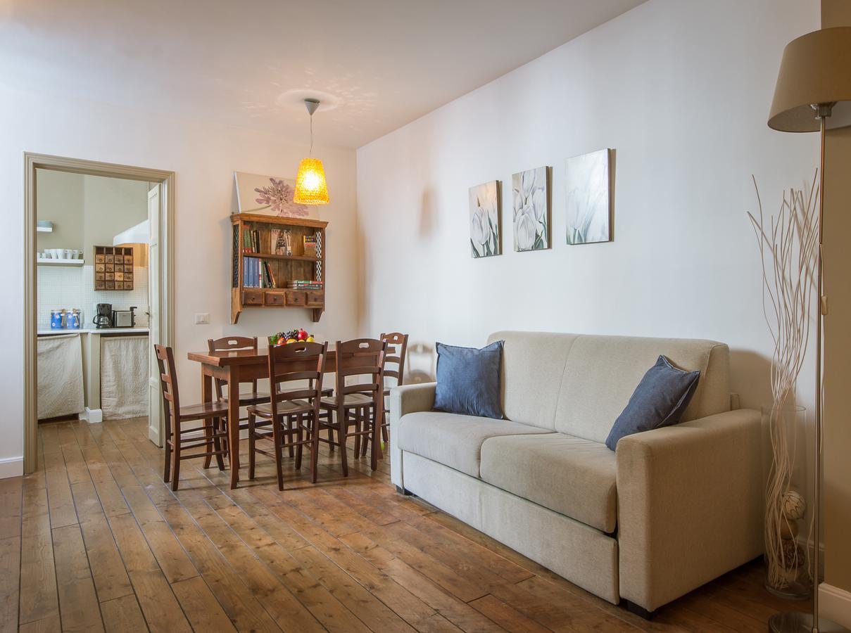 Mamo Florence - Uffizi Gallery Rooftop Apartment ภายนอก รูปภาพ
